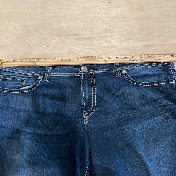 Womens silver Suki Capri size 22.0 - Picture 7 of 10